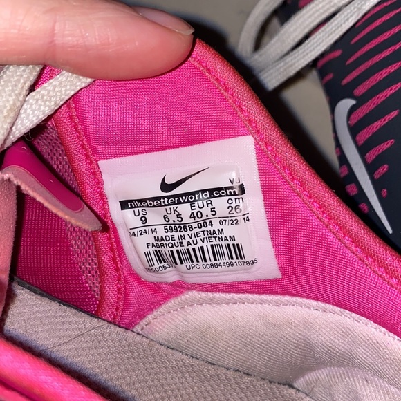 Nike running shoes - Picture 4 of 4